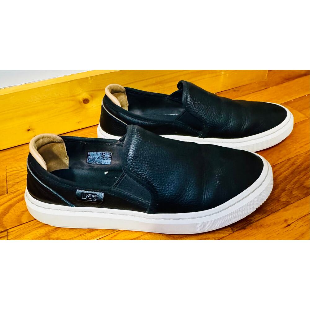 UGG Men’s Slip-On Sneakers Loafers Navy Blue – Size 9.5 – Pre-Owned - Picture 5 of 6